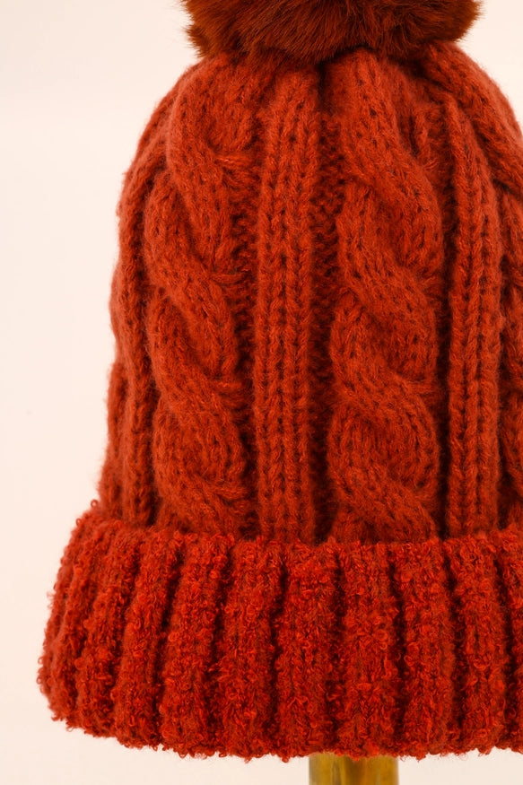 FREYA BOBBLE HAT-POWDER