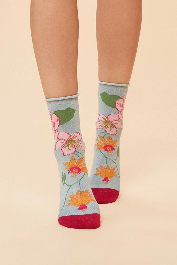 TROPICAL FLORA BAMBOO ANKLE SOCKS-POWDER