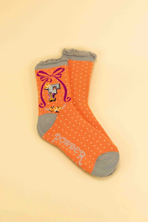 A-Z ALPHABET MONOGRAM LETTER ANKLE SOCKS-POWDER