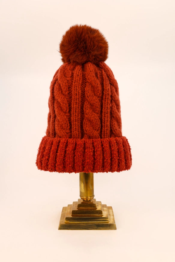 FREYA BOBBLE HAT-POWDER