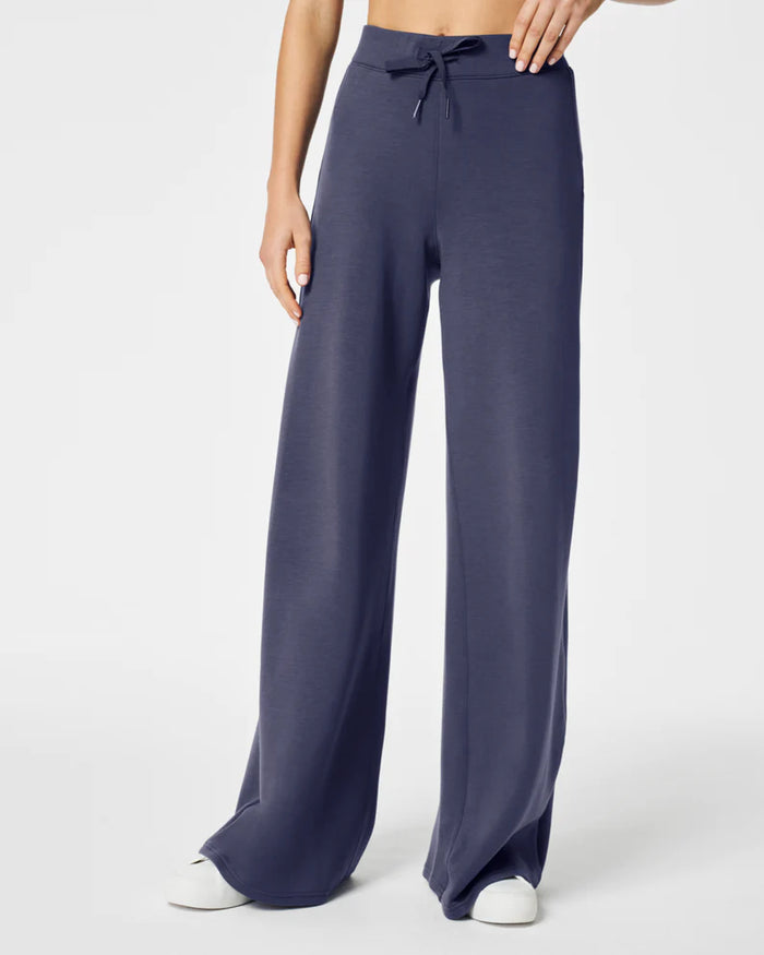 AIR ESSENTIALS WIDE LEG PANT-DARK STORM-SPANX