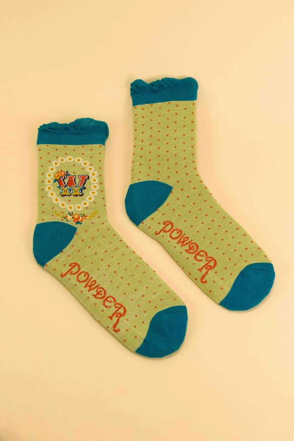 A-Z ALPHABET MONOGRAM LETTER ANKLE SOCKS-POWDER