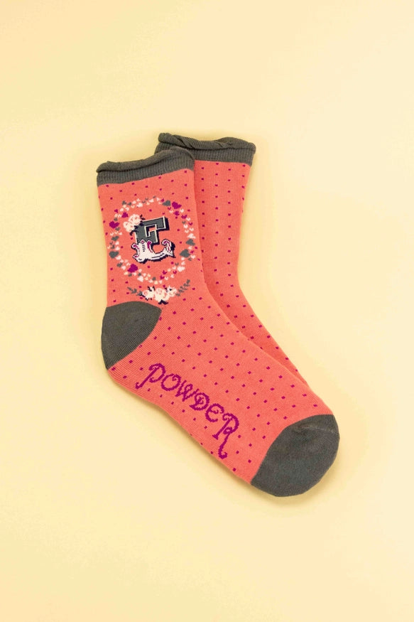 A-Z ALPHABET MONOGRAM LETTER ANKLE SOCKS-POWDER