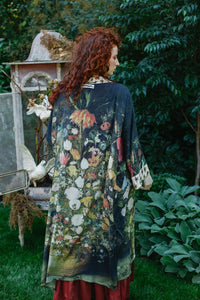 I DREAM OF FLOWERS DUSTER KIMONO ROBE W/BEES-MARKET OF STARS