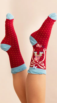 A-Z ALPHABET MONOGRAM LETTER ANKLE SOCKS-POWDER