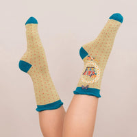 A-Z ALPHABET MONOGRAM LETTER ANKLE SOCKS-POWDER