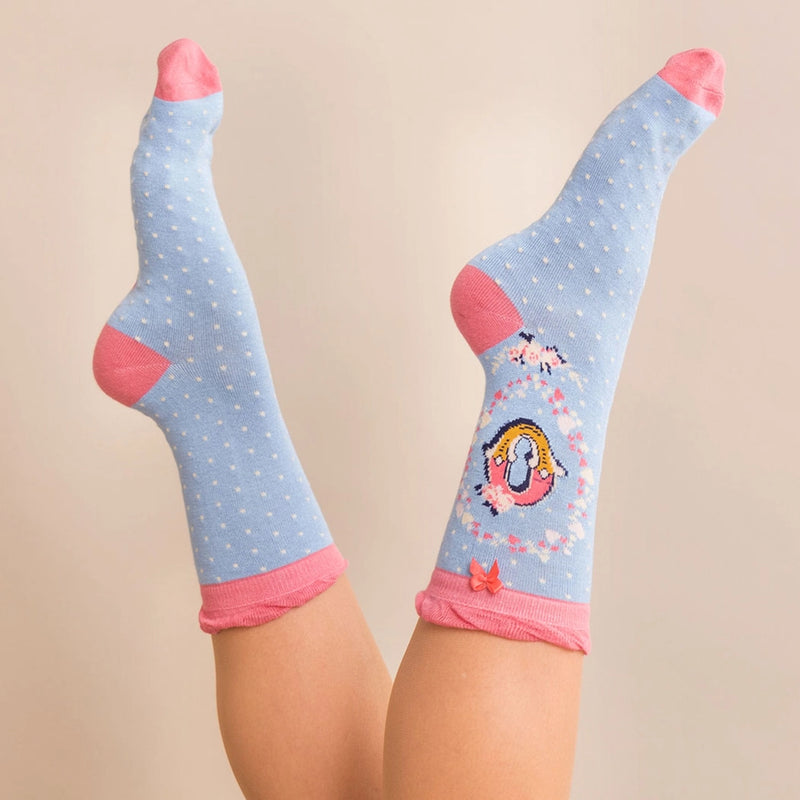 A-Z ALPHABET MONOGRAM LETTER ANKLE SOCKS-POWDER