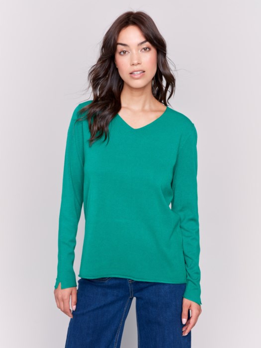 BASIC V-NECK SWEATER-FOREST-CHARLIE B