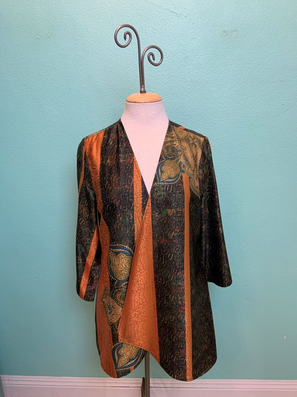 Louis Vuitton SS18 Cashmere Kimono Coat - Ākaibu Store