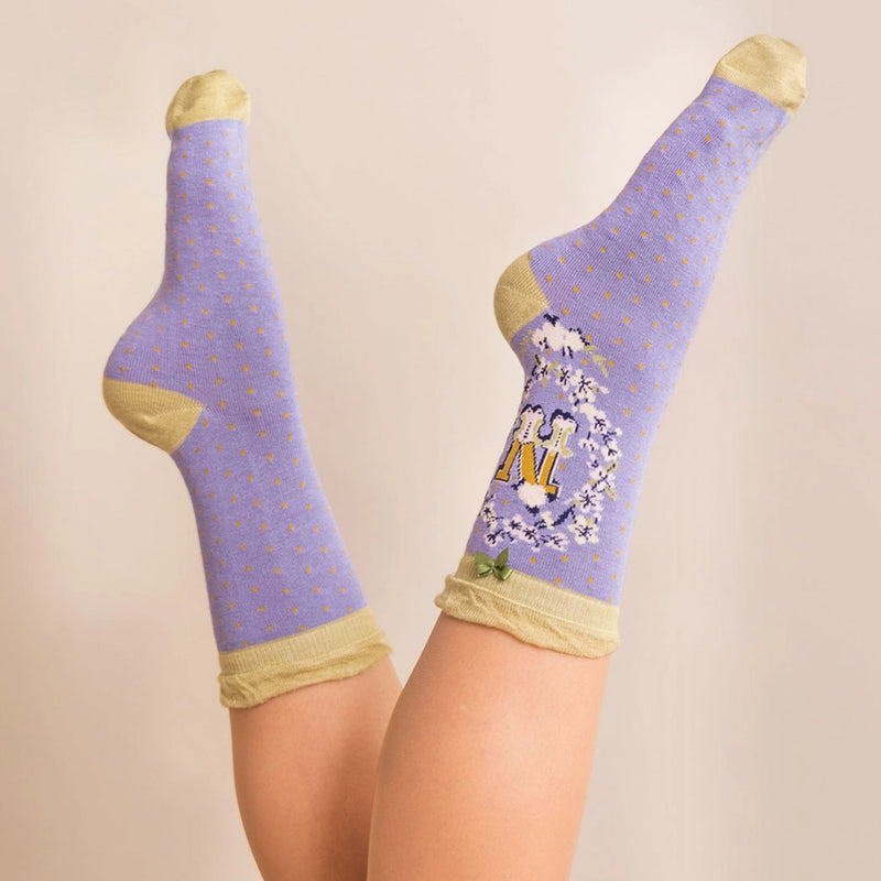 A-Z ALPHABET MONOGRAM LETTER ANKLE SOCKS-POWDER