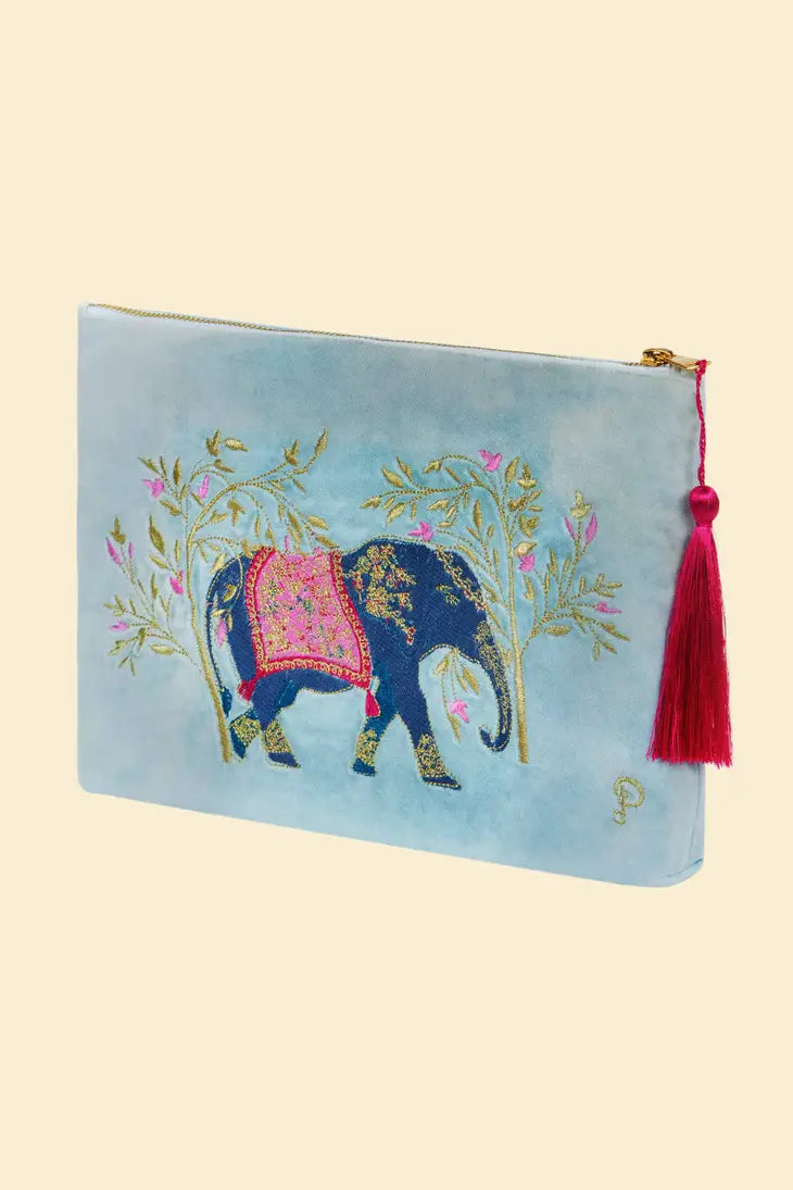 ELEPHANT IN CORNFLOWER VELVET POUCH-POWDER