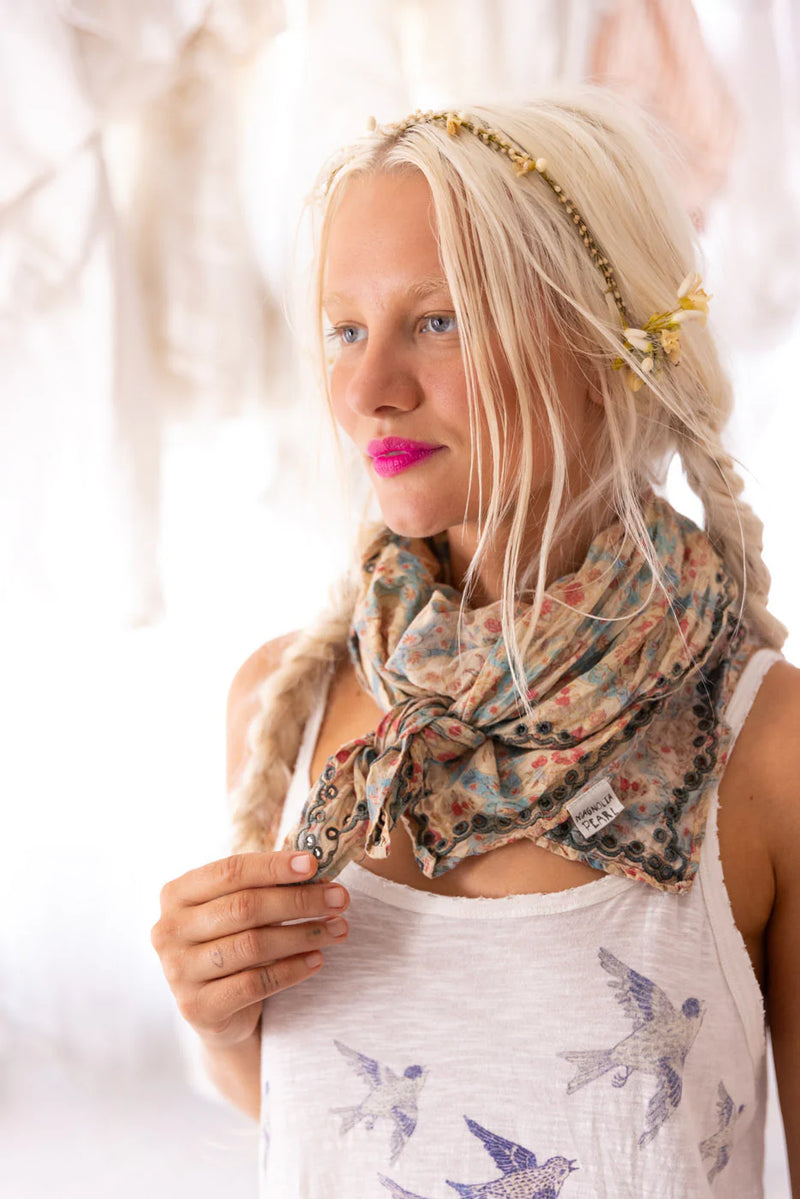 SCALLOP EDGE ERA SCARF-MAGNOLIA PEARL-SCARF 205