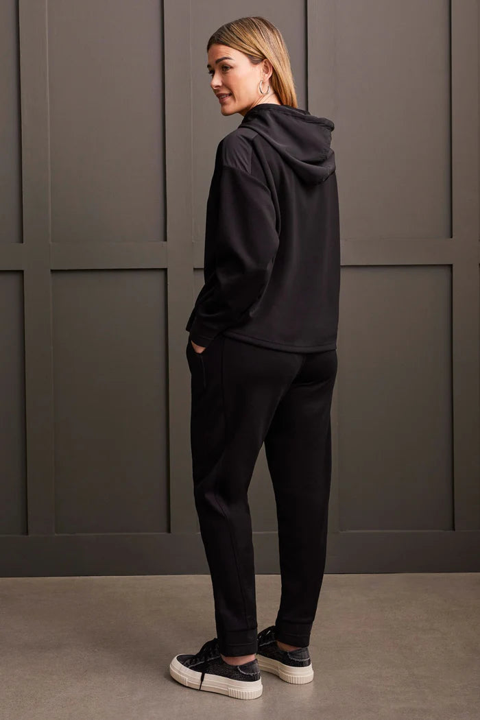 TECHNO LUX STRETCH HOODIE-BLACK-TRIBAL