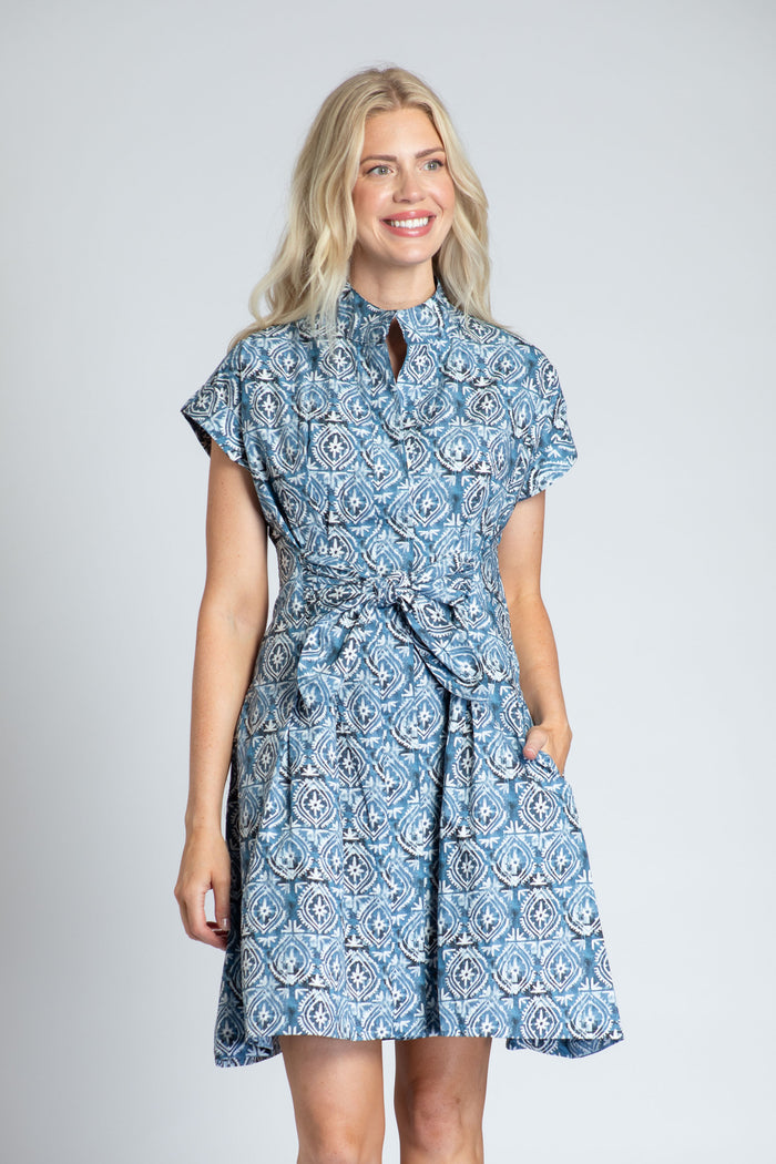 SHORT SLEEVE DRESS W/TIE-APNY