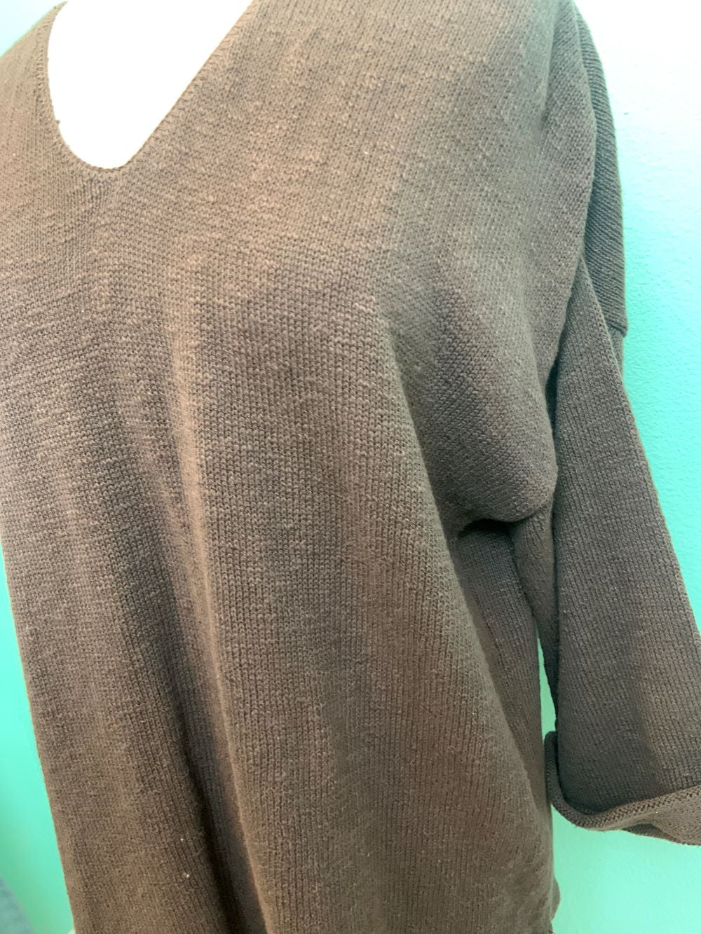 FAVORITE SWEATER V-NECK SLUB 100% COTTON - AVALIN